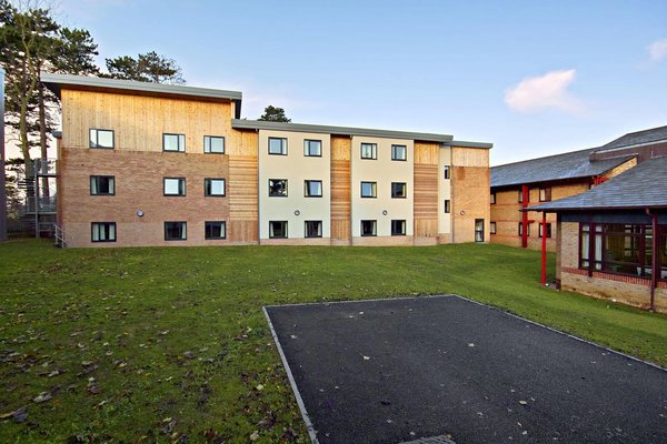 Extension to Northampton Association of Youth Clubs HQ
