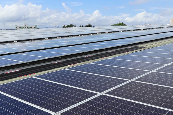 Advising on Cleve Hill, the first solar park delivered by DCO